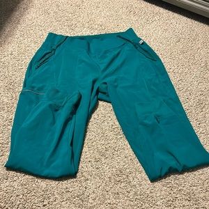 Size Large Hunter green Cherokee infinity joggers